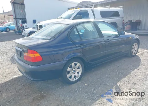 2003 BMW 325I из США, поврежденный, VIN WBAEV33423KL85638